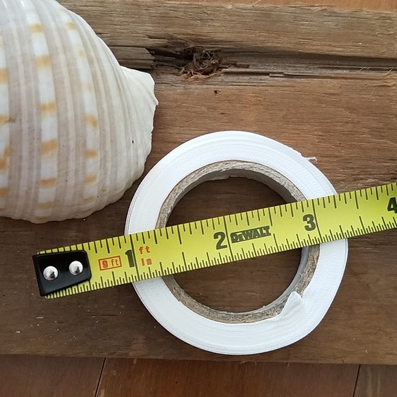 Versace Ribbon - Picture 3 of 3